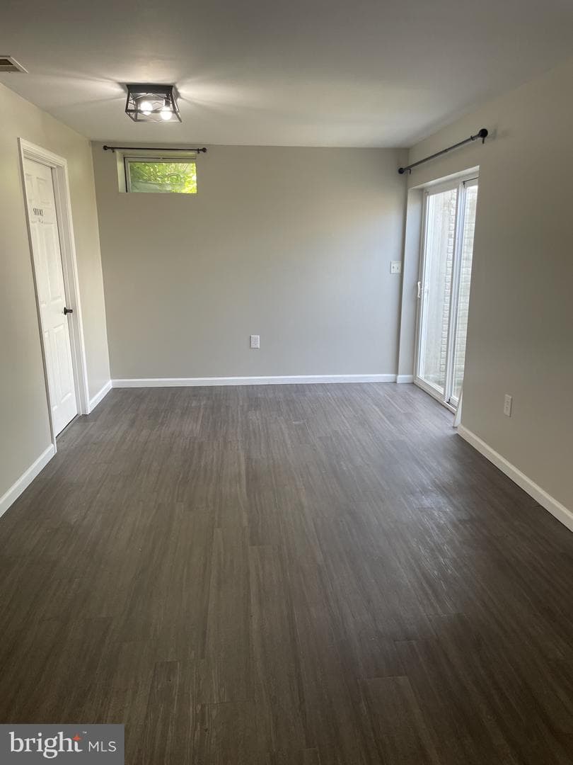 105 Seurat Lane photo 30