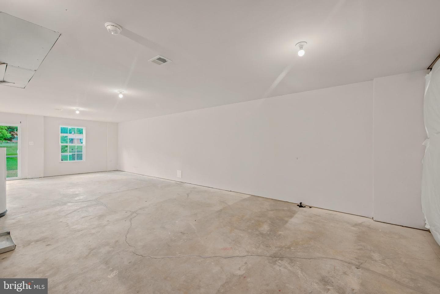 19 Ontario Drive photo 28