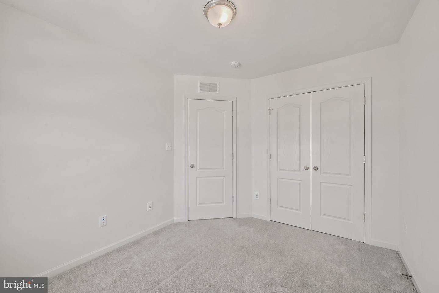 242 Charterhouse Street photo 41