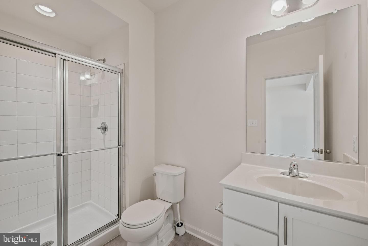 242 Charterhouse Street photo 46
