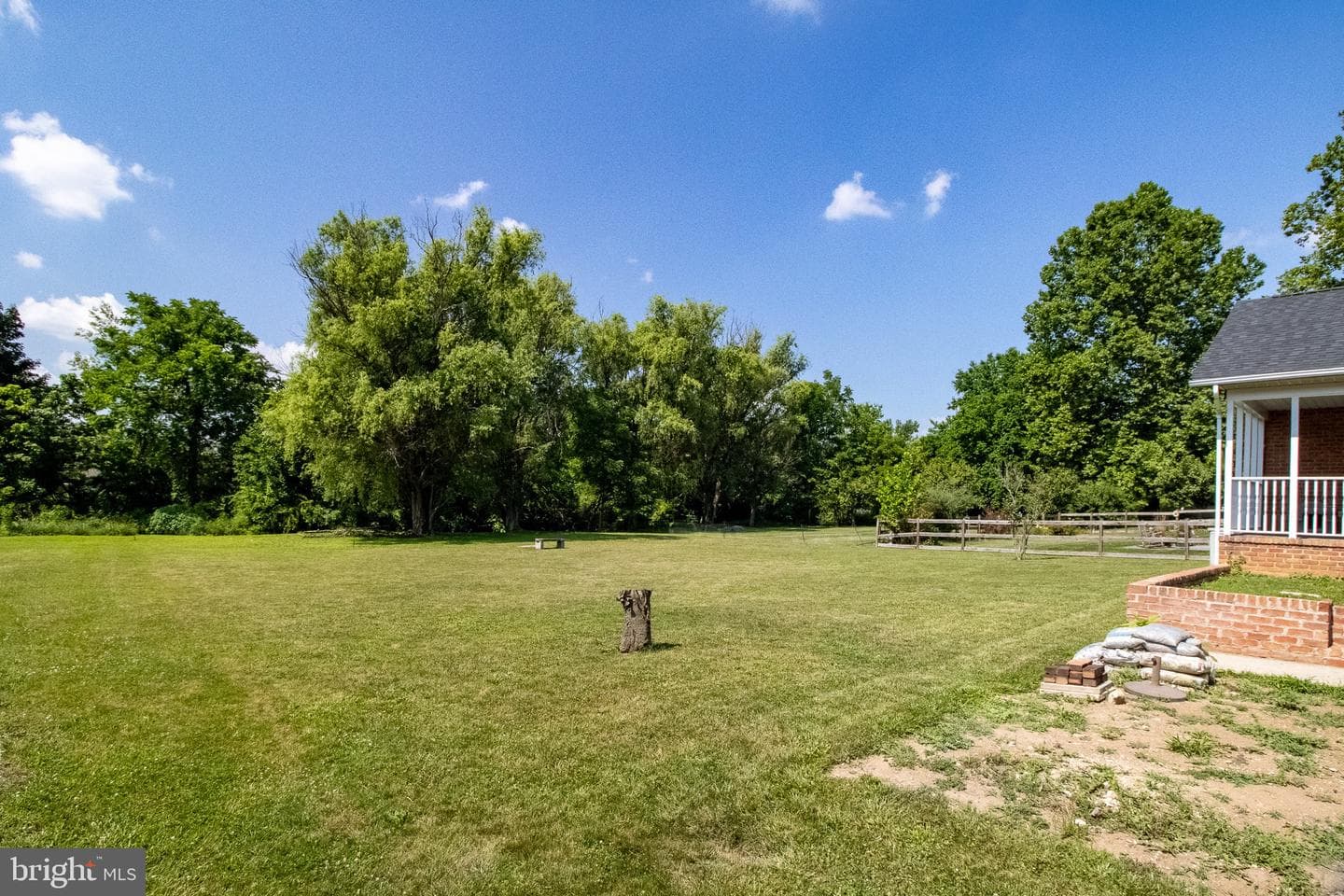 91 Meadowbrook Drive photo 53