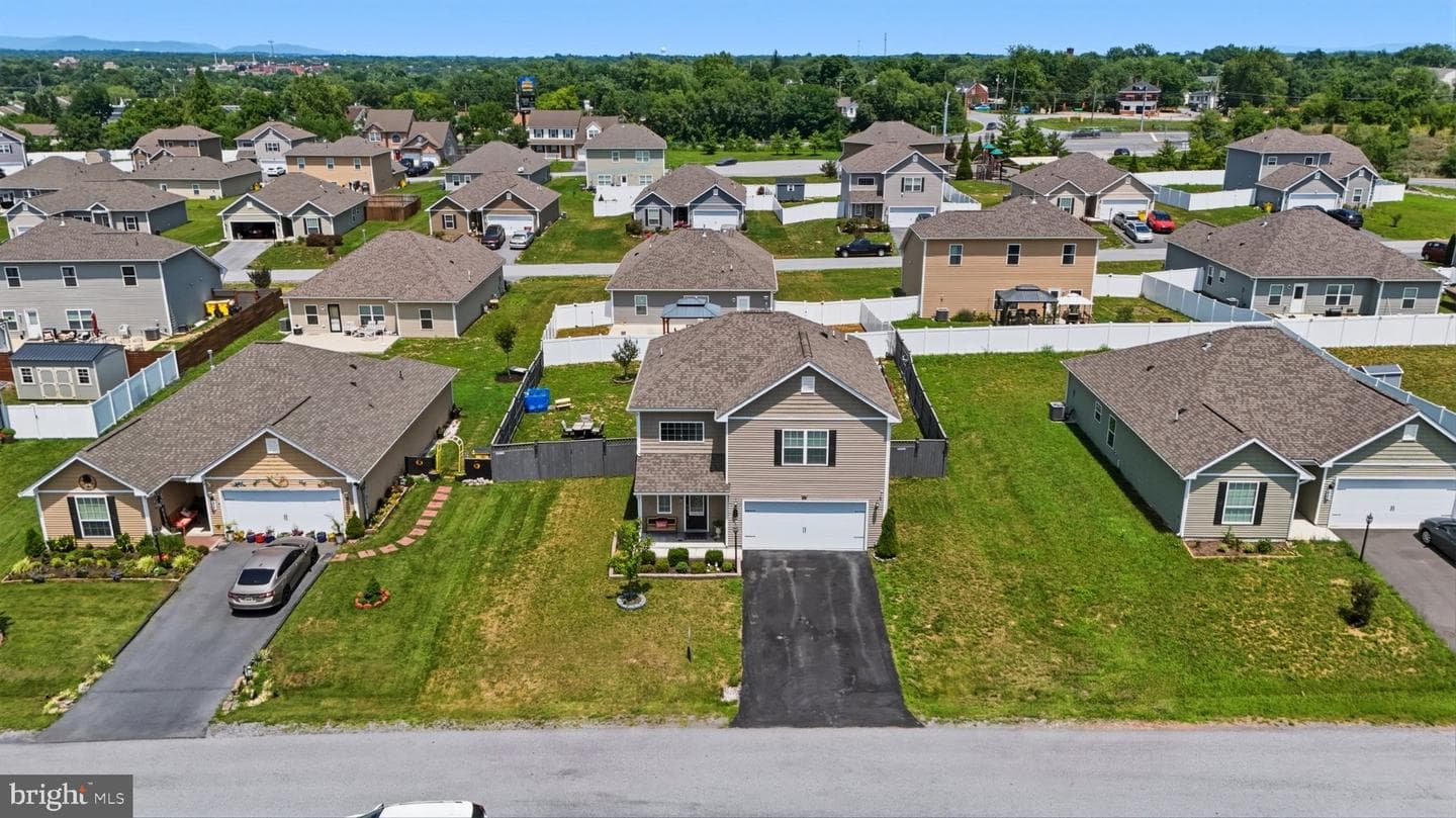 58 Sargent Lane photo 49