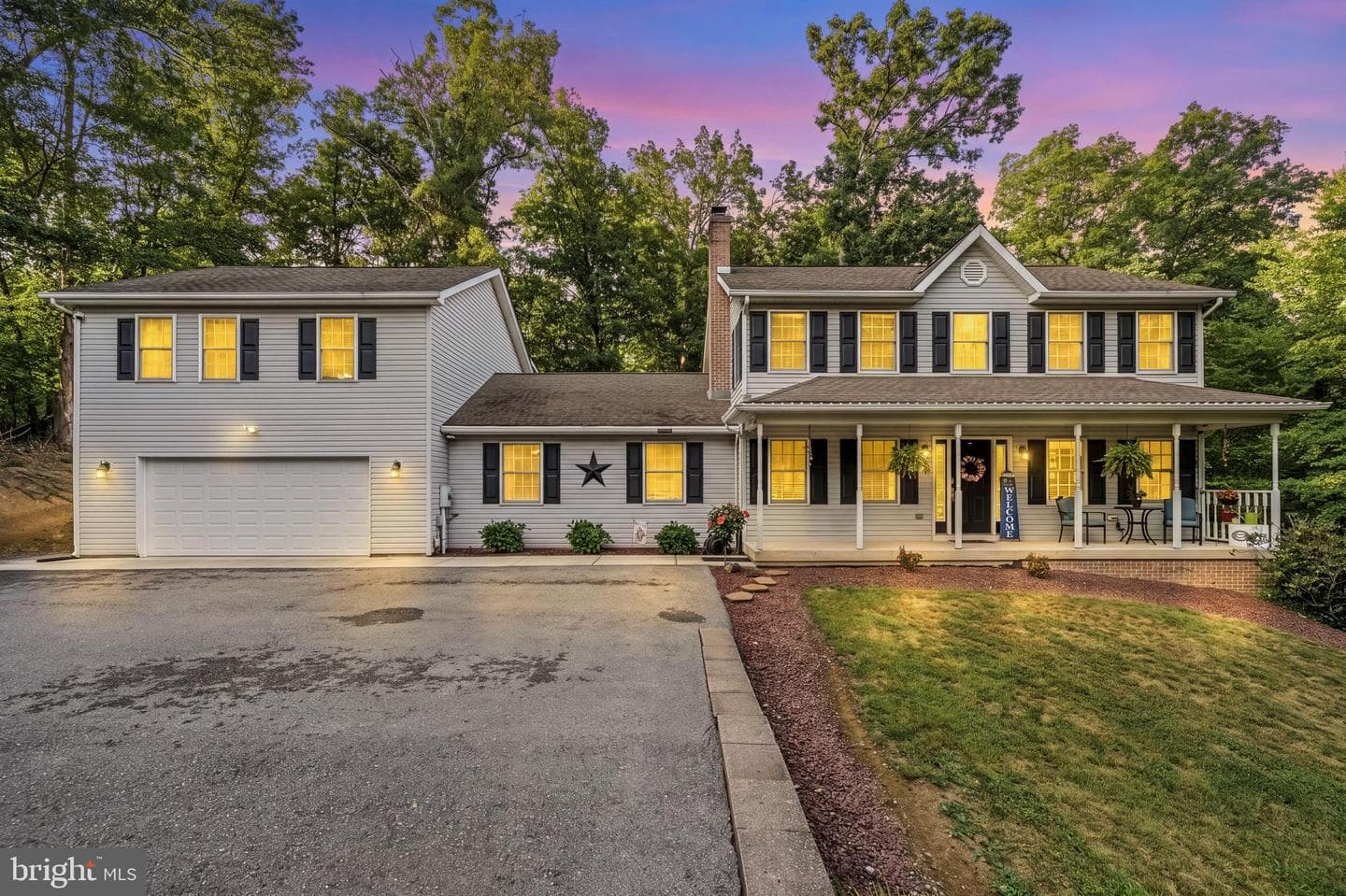 9 Jeanna Lane, Falling Waters