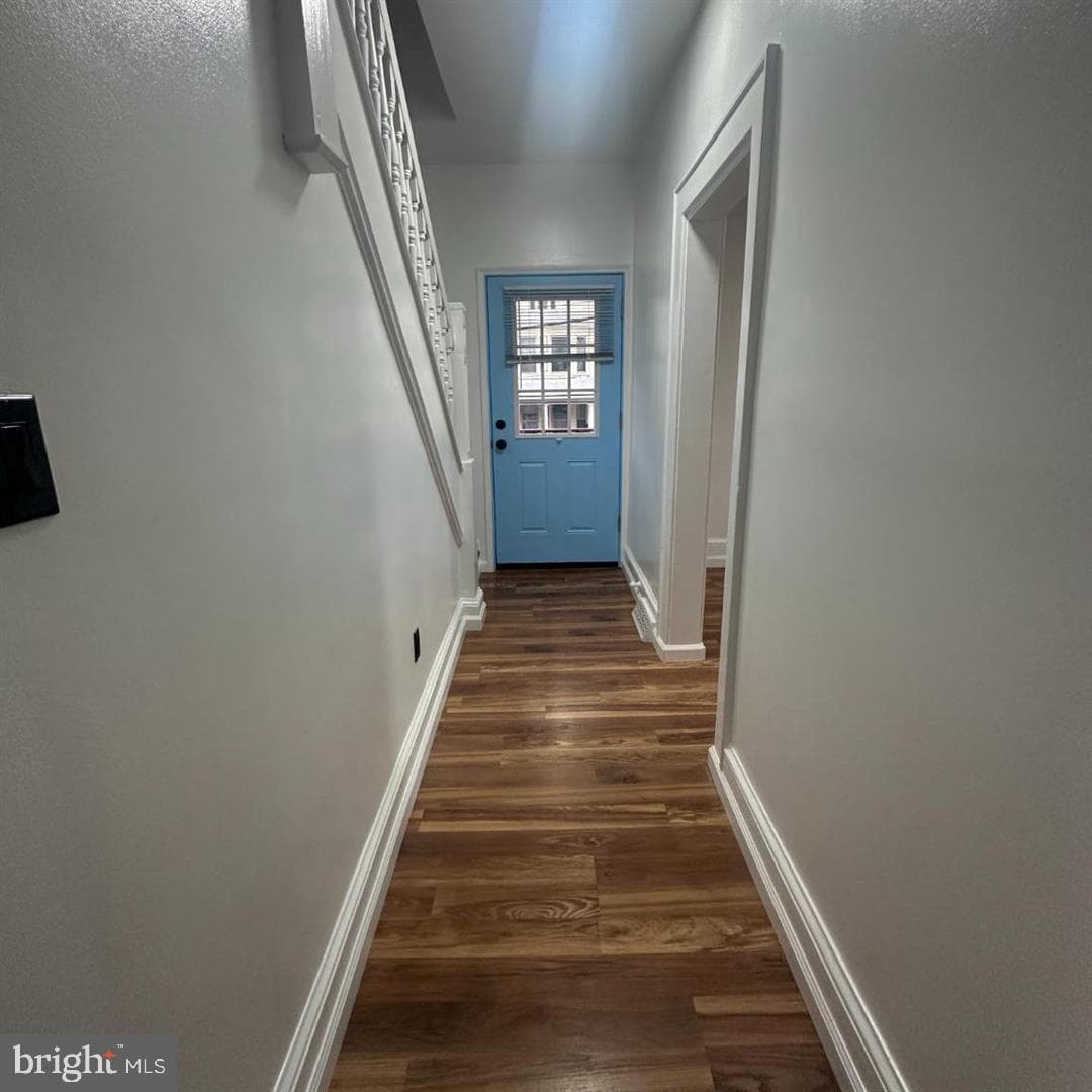 633 N Queen Street photo 9