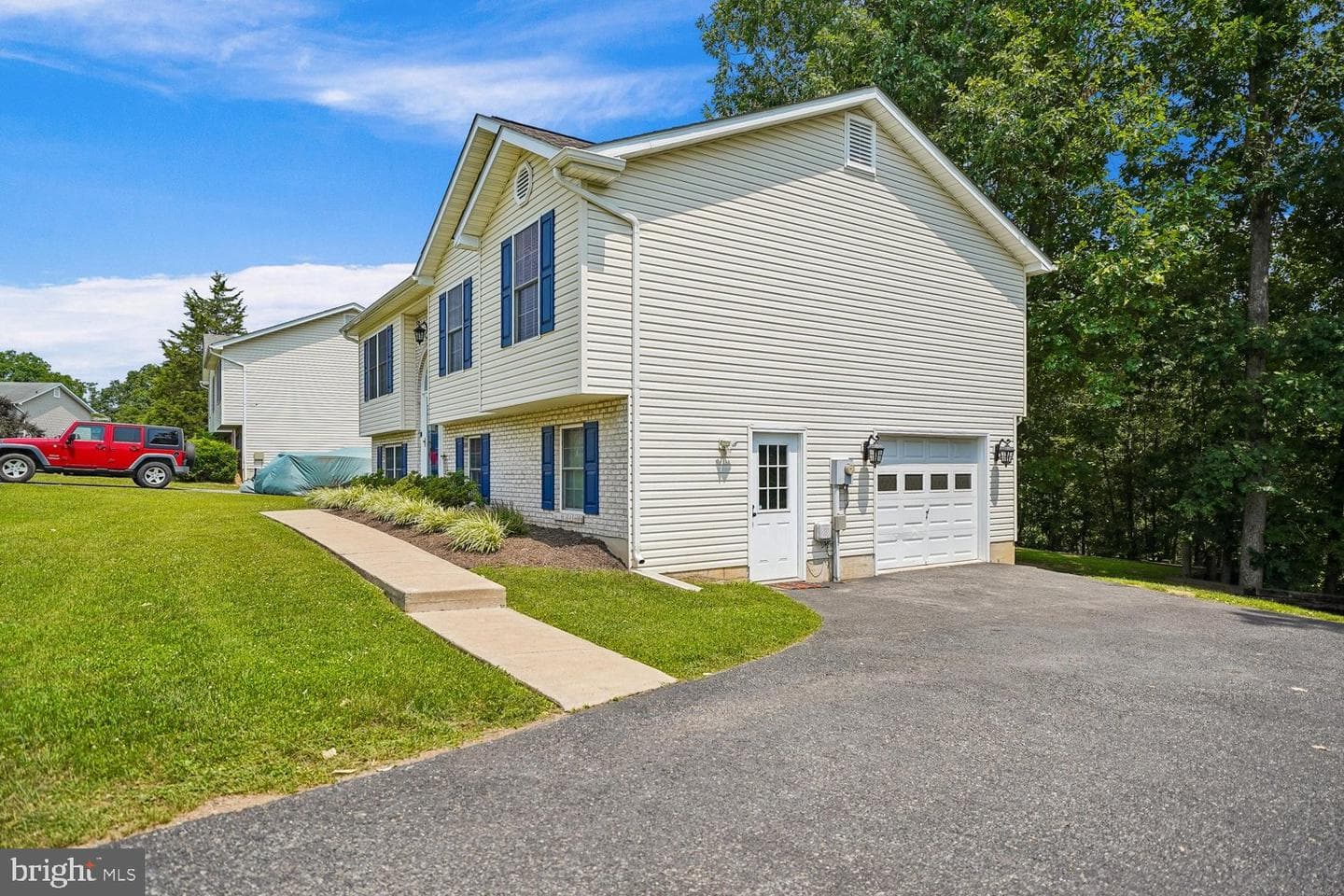 241 Coriander Way photo 33