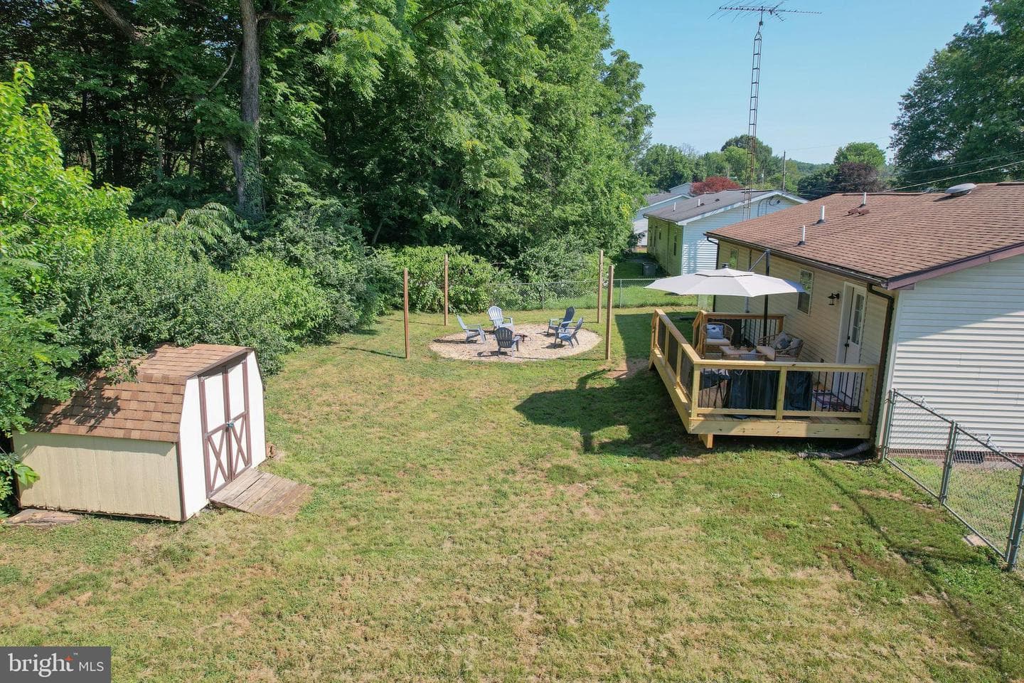 168 Dexter Drive photo 32