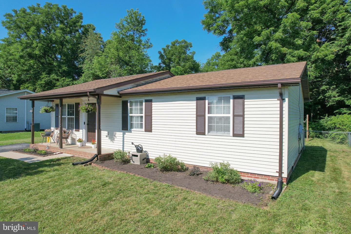 168 Dexter Drive photo 34