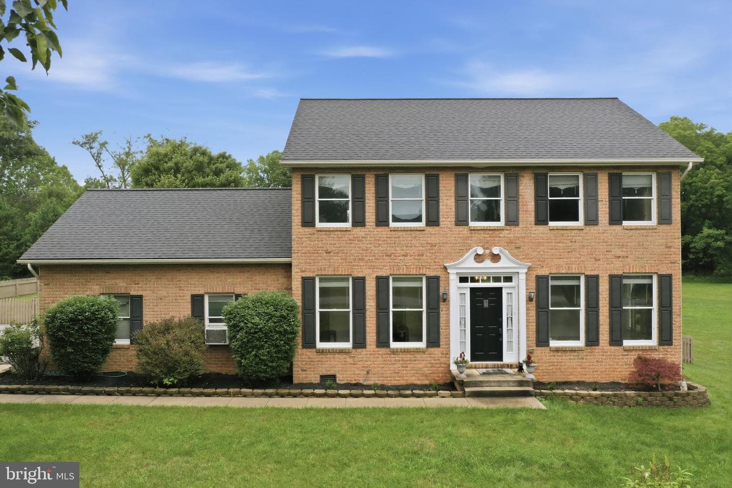 242 Street Of Dreams, Martinsburg