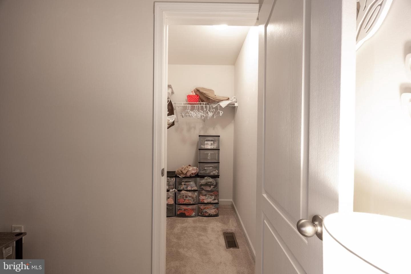 253 Twain Street photo 41