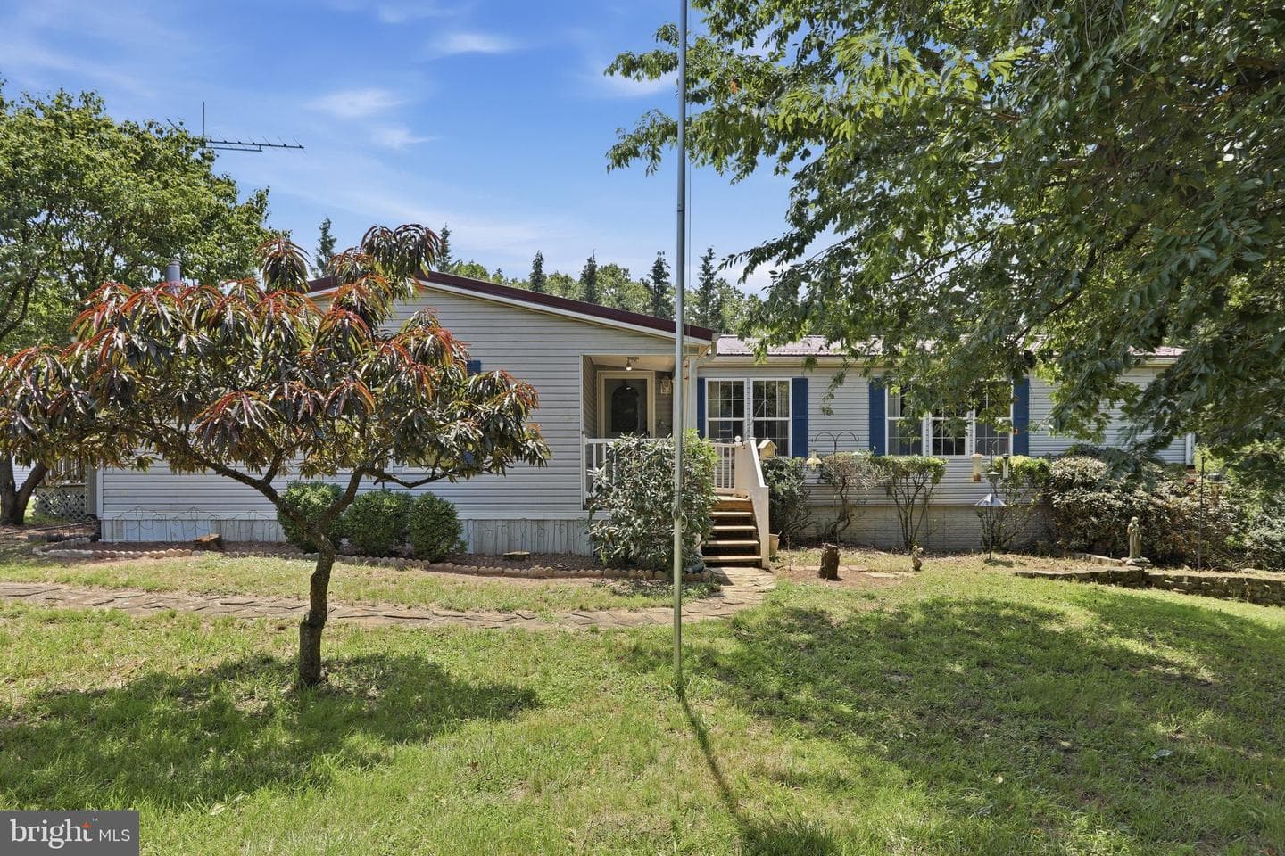 136 Snooks Lane, Martinsburg