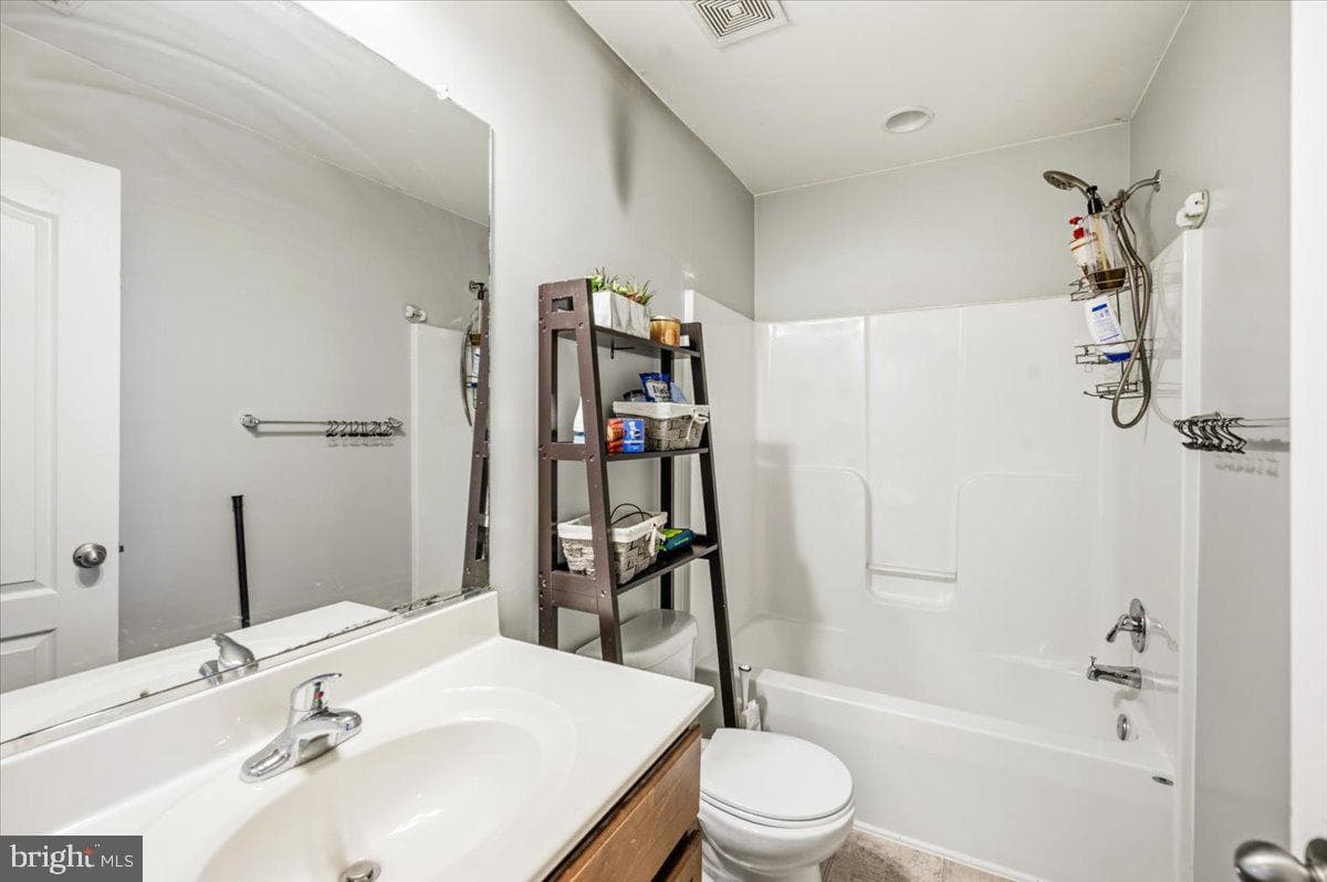 24 Ventura Way photo 34