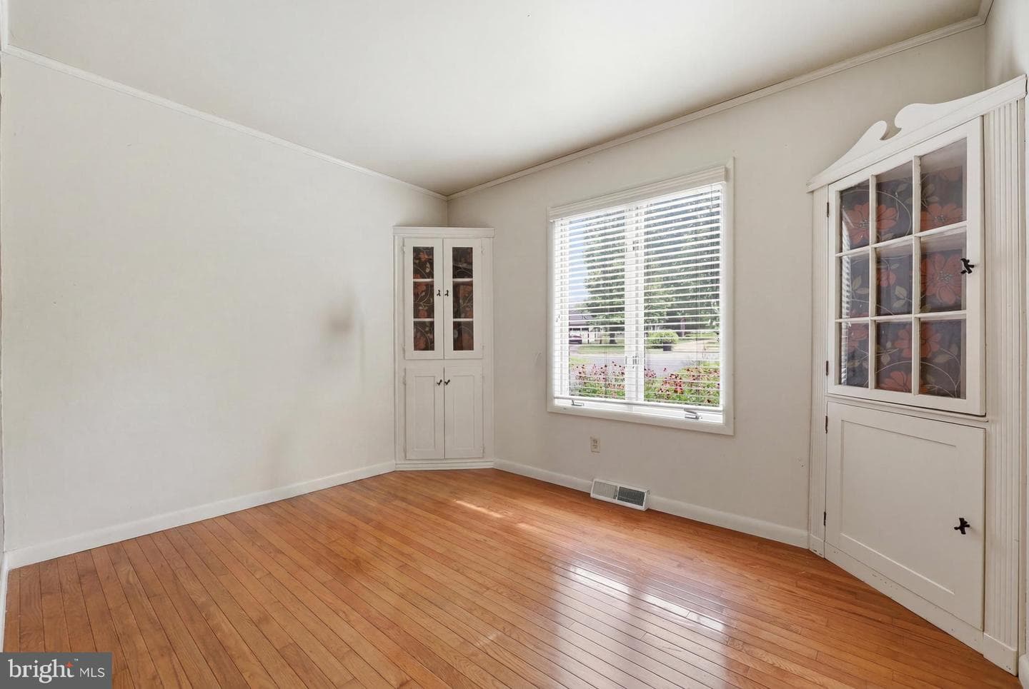 661 Panorama Drive photo 13