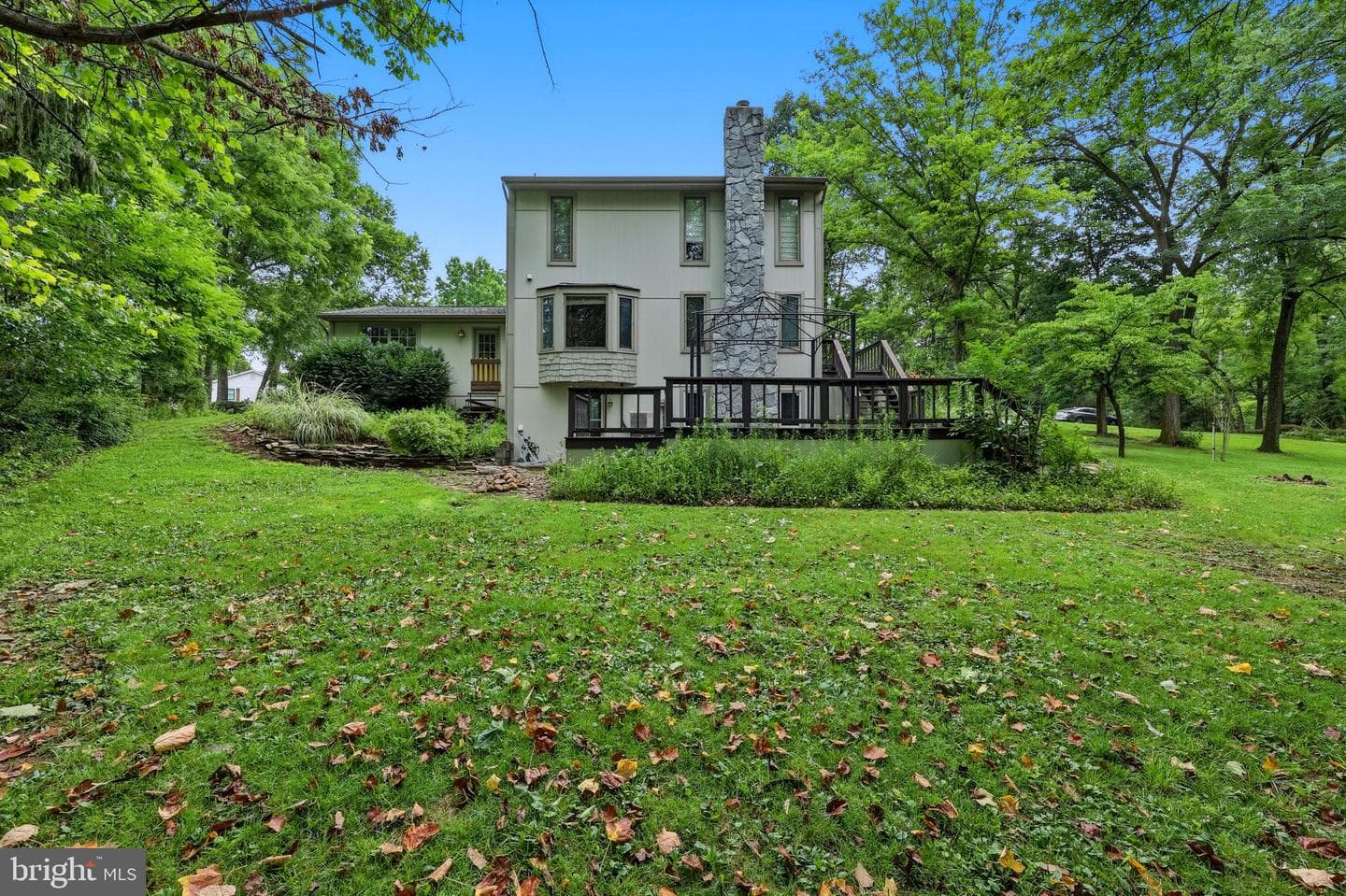 661 Panorama Drive photo 4