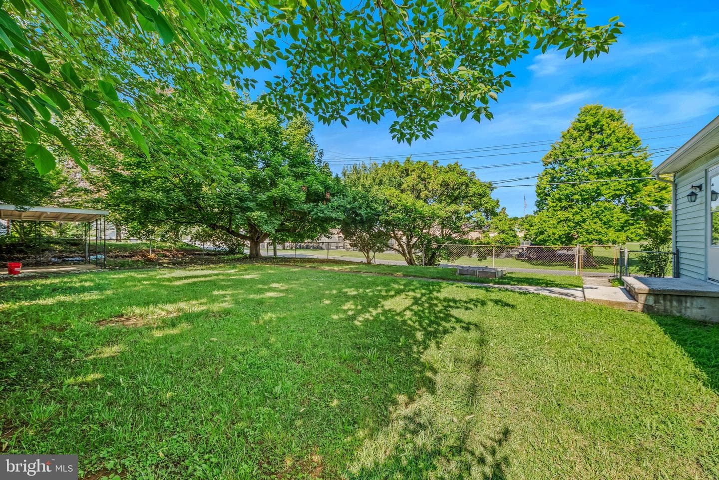 709 Berry Street photo 26