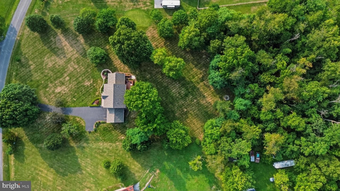 221 Hadley Drive photo 61