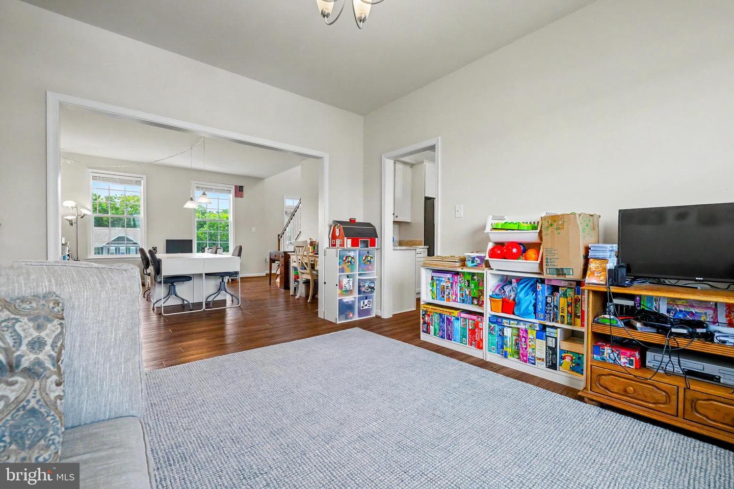 170 Chesterfield Drive photo 19