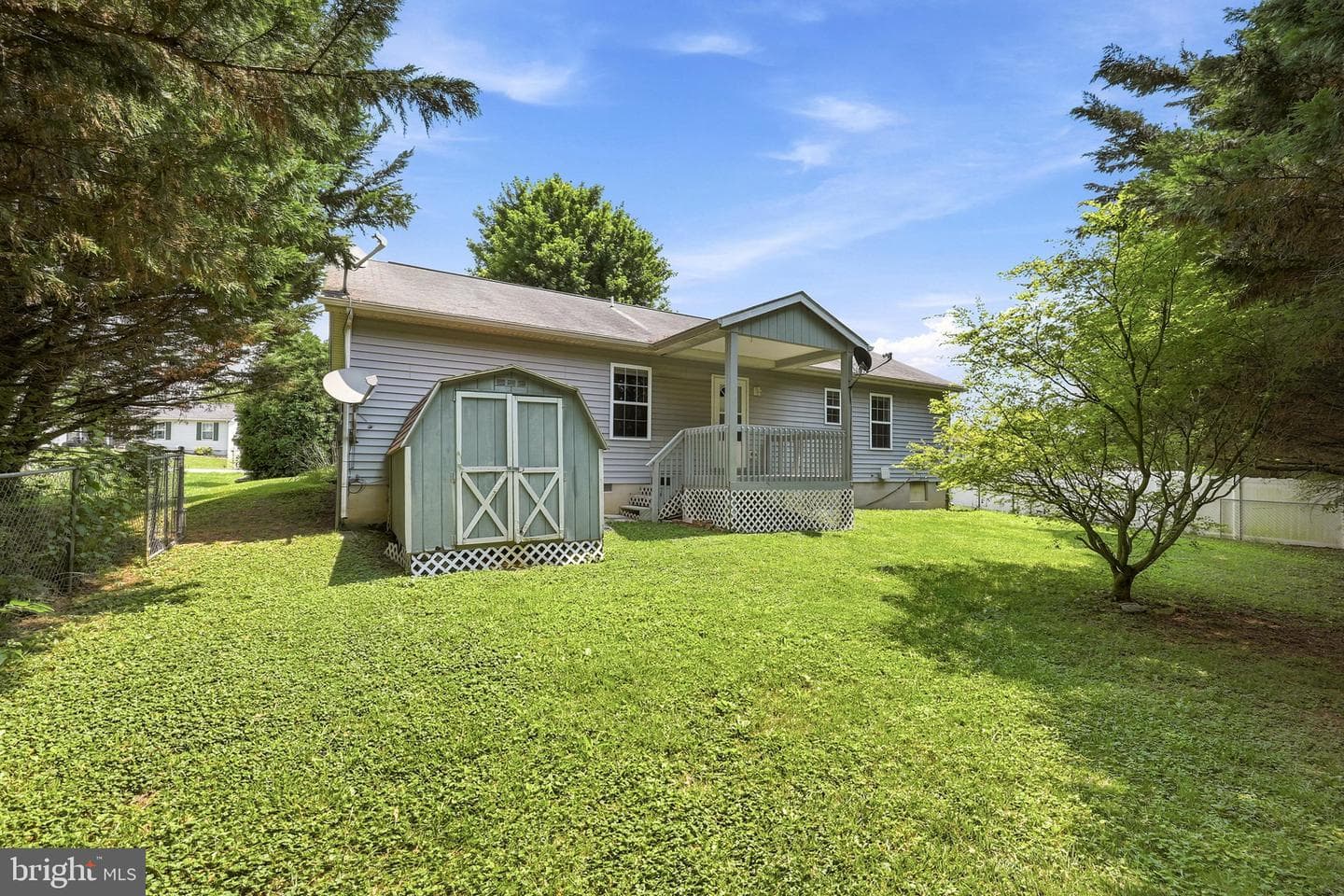 42 Pacific Boulevard photo 18