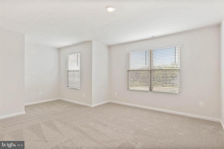 112 Paddington St, Falling Waters