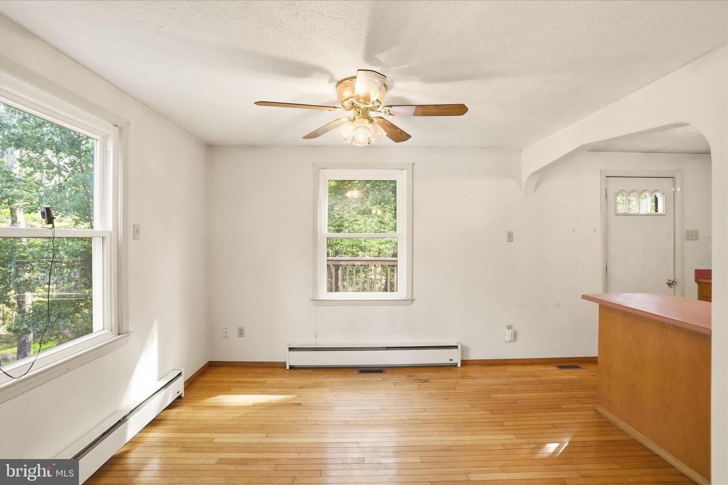 633 Halterman Drive photo 12