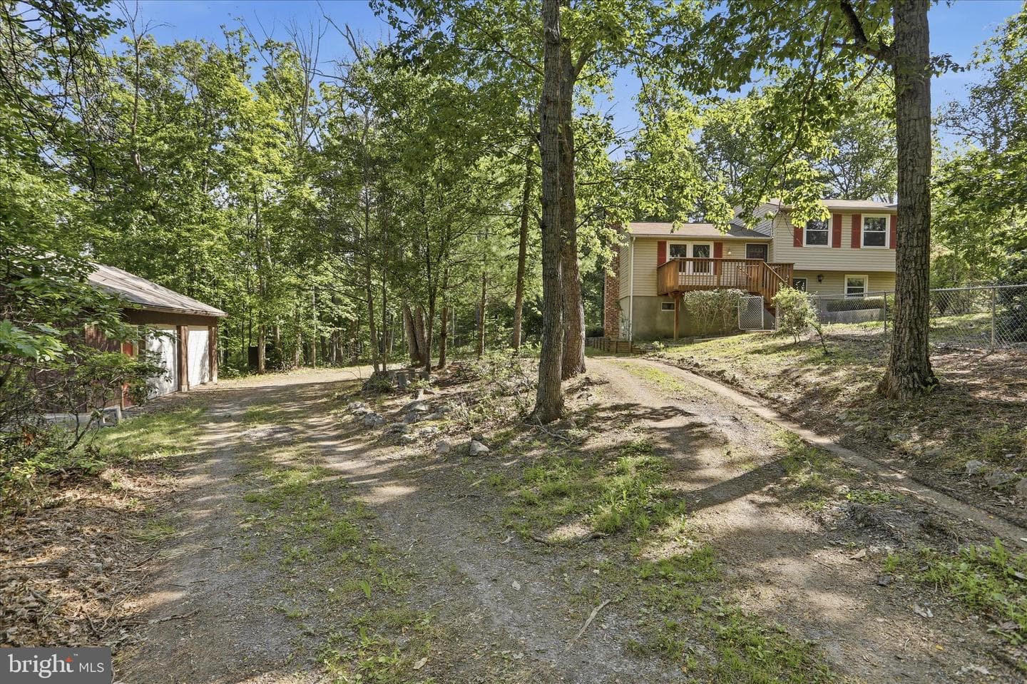 633 Halterman Drive photo 38