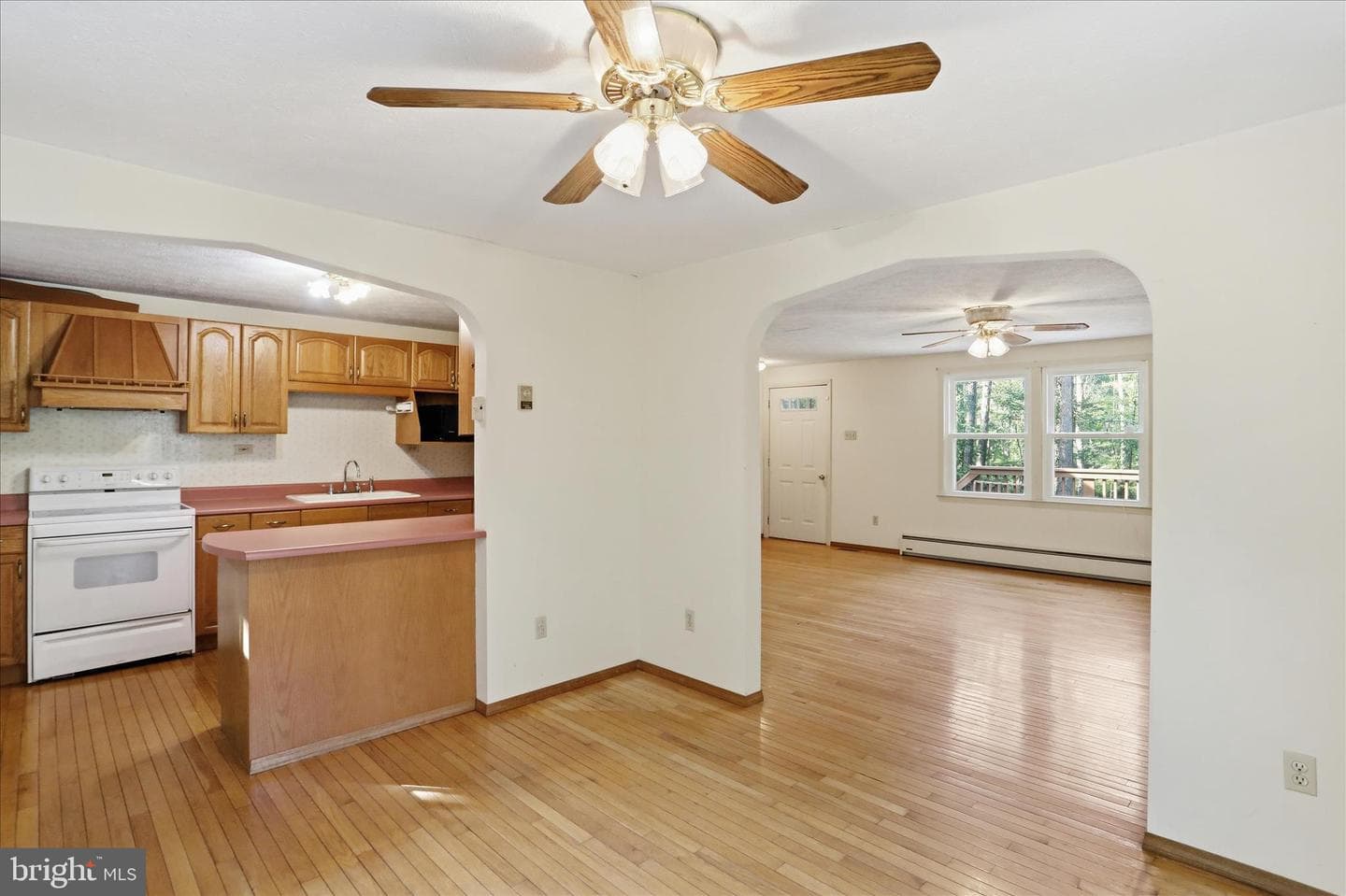 633 Halterman Drive photo 6