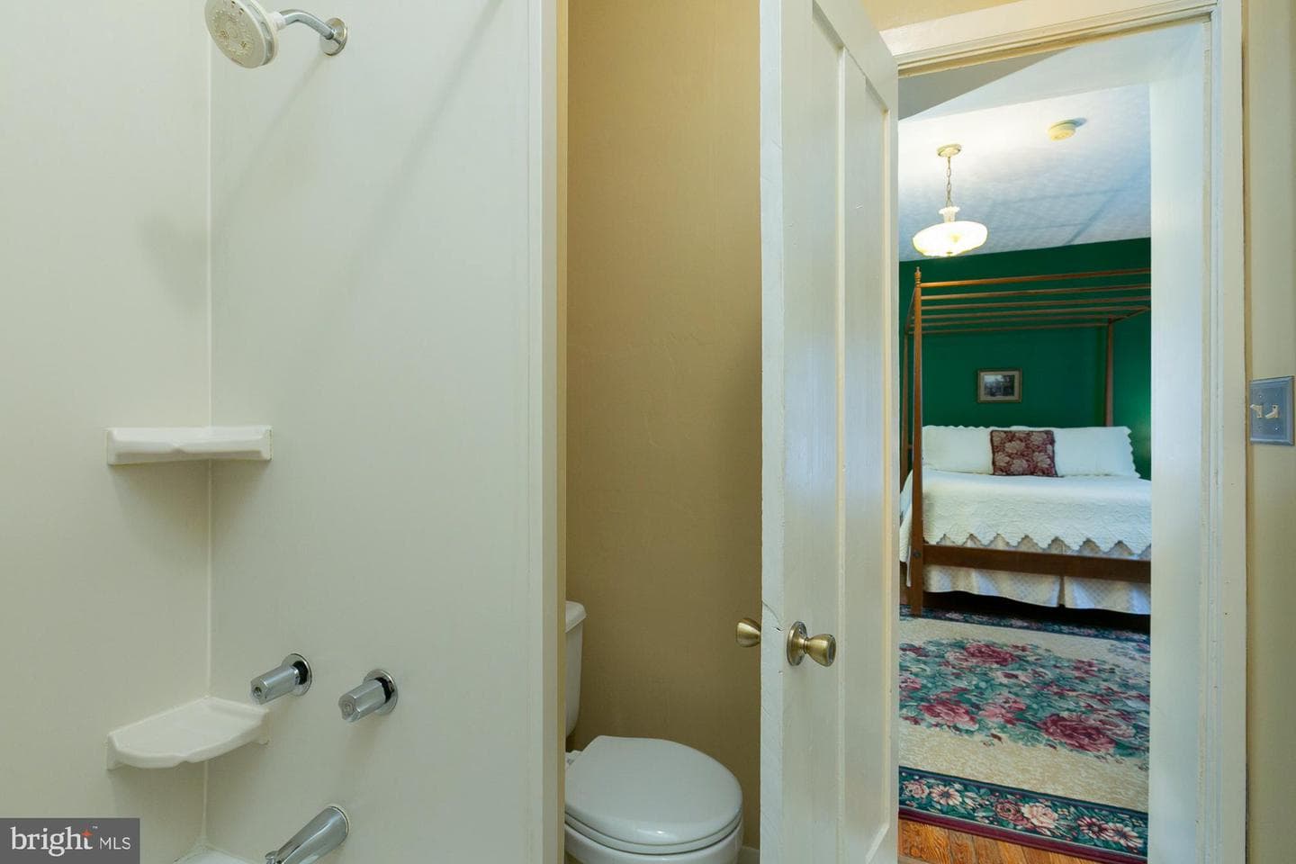 417 E Washington Street photo 83