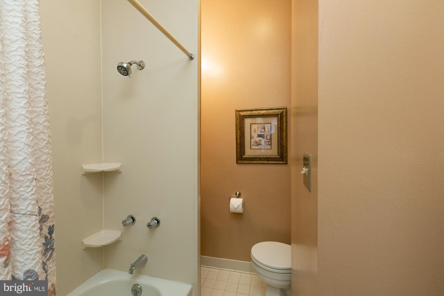 417 E Washington Street photo 89