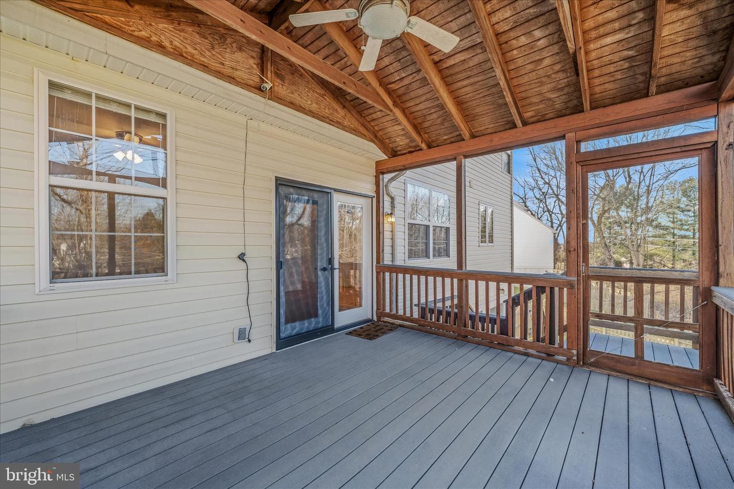 296 Kimberwicke Drive N photo 21