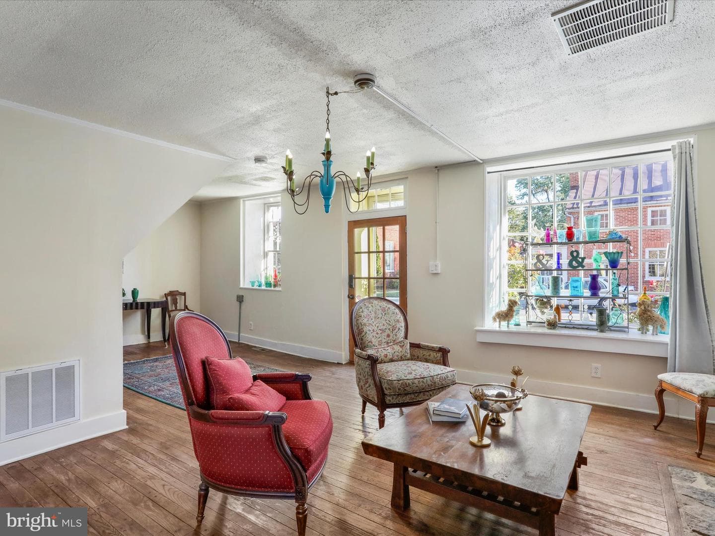 1226 Washington Street photo 8