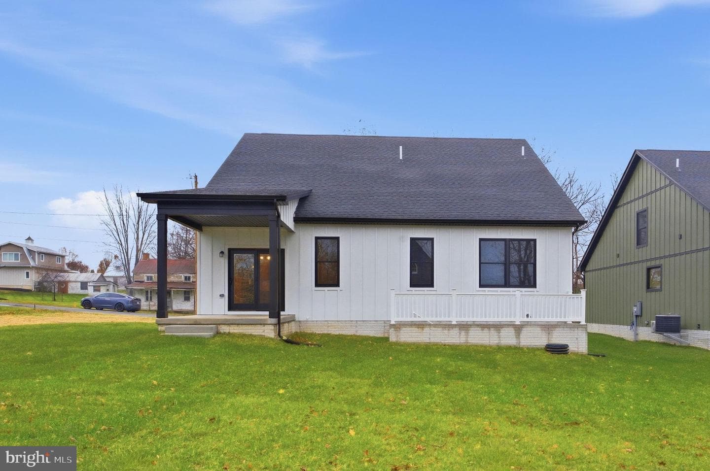 1035 Putnam Street photo 34