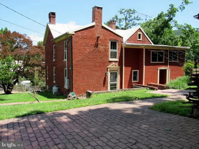 491 Washington St photo 10