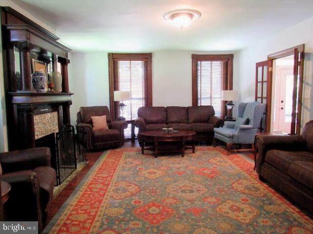 491 Washington St photo 44
