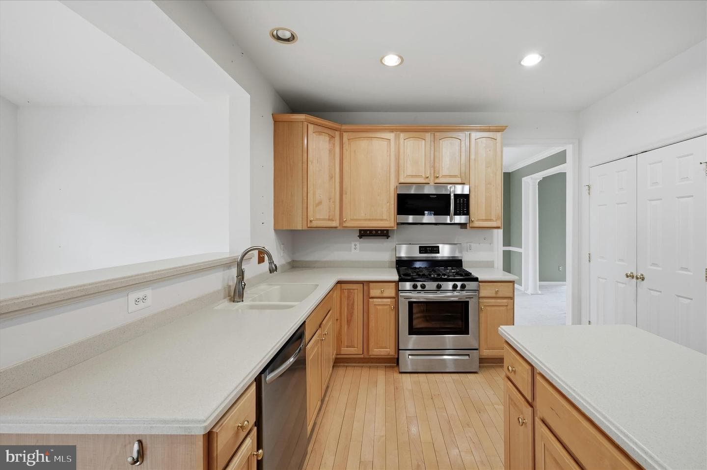 41 Pinehurst Court photo 13