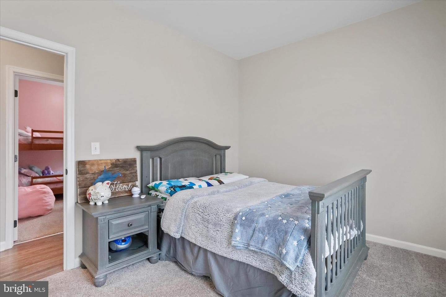 60 Village Circle photo 15