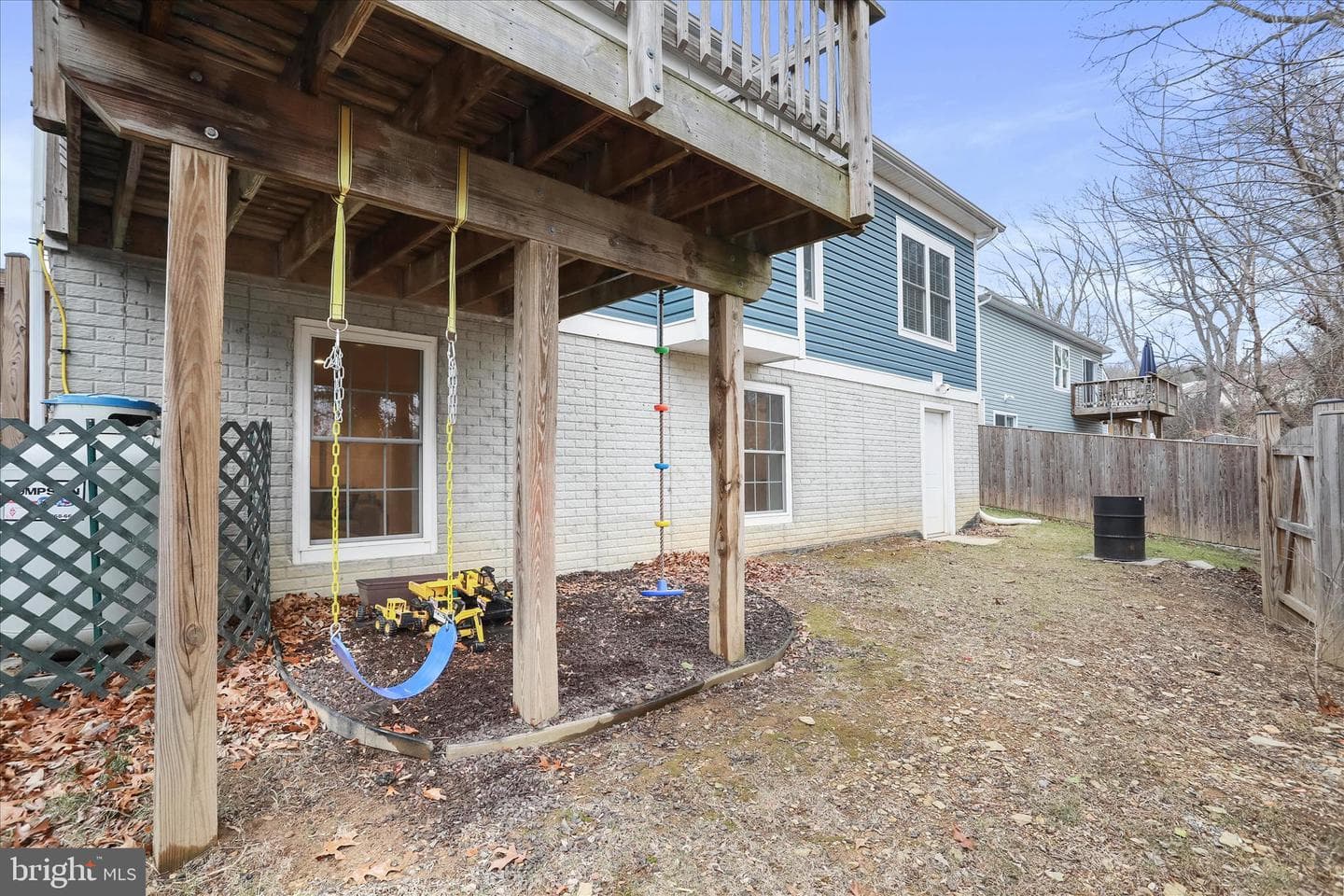 60 Village Circle photo 29