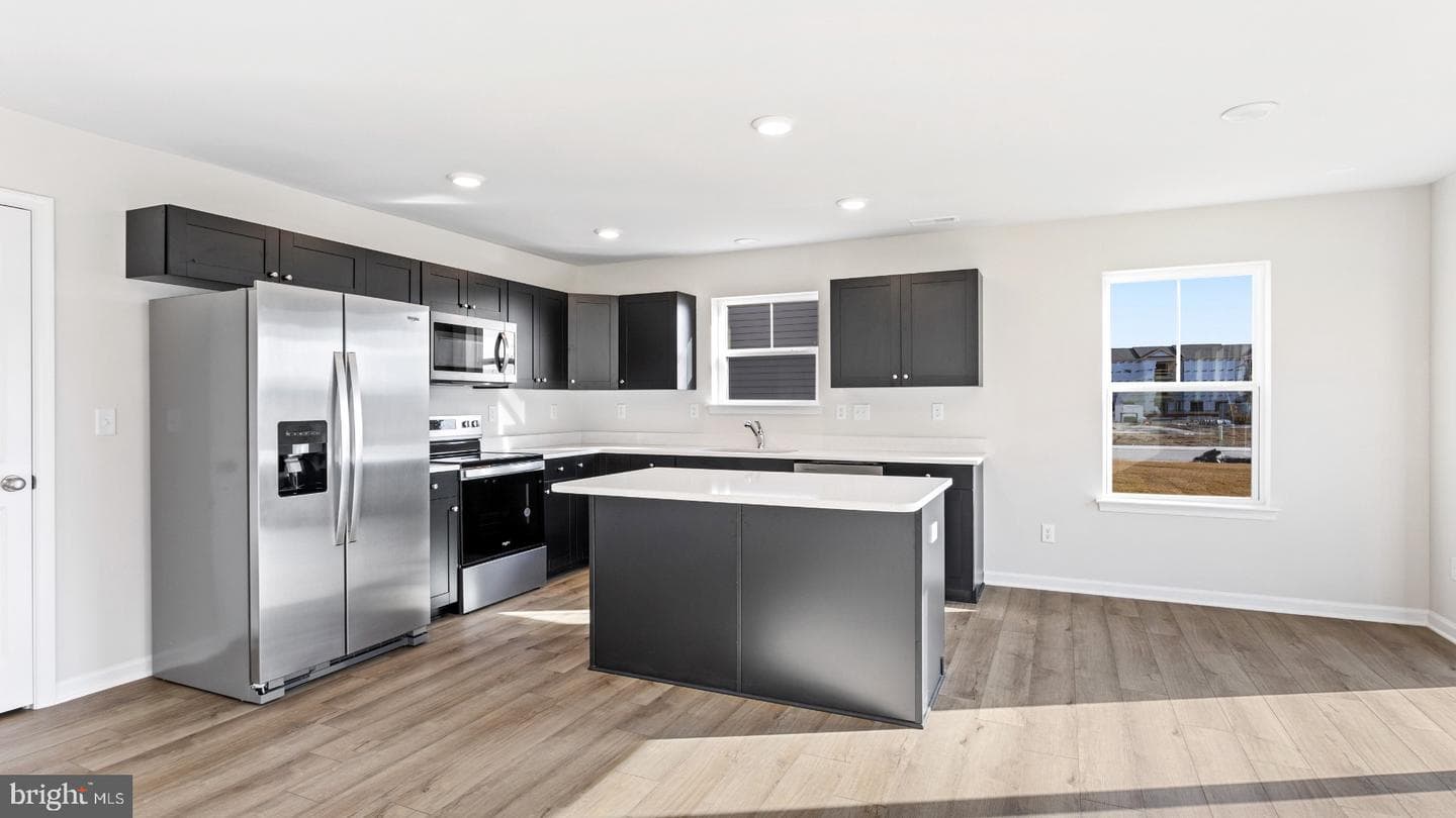 Tbb Edinburgh Court #cranberry Ii, Charles Town