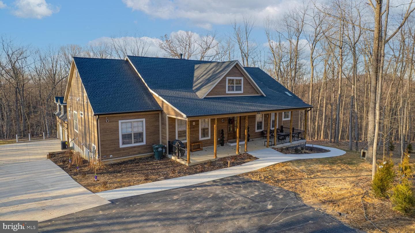 659 Waterside Drive, Harpers Ferry