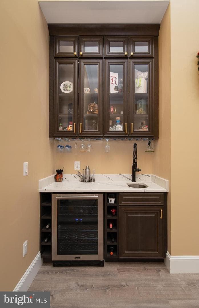 659 Waterside Drive photo 8