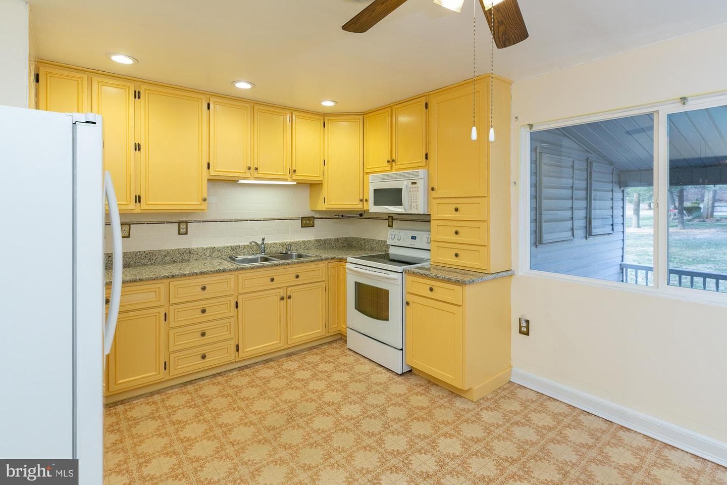 19 Cardinal Drive photo 24