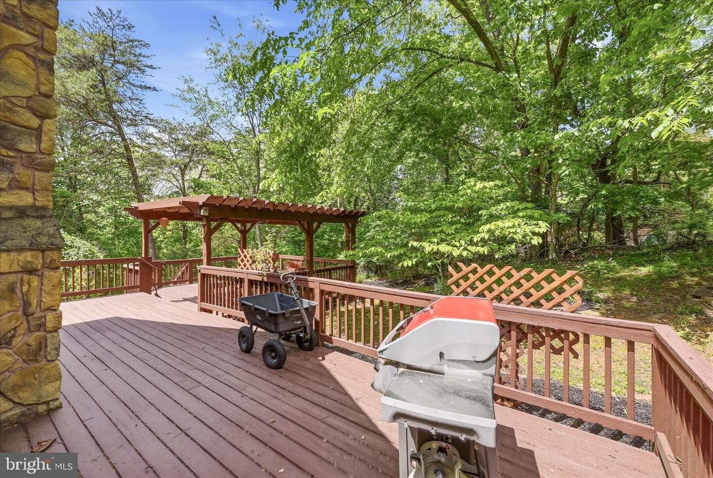 54 Sumac Lane photo 37