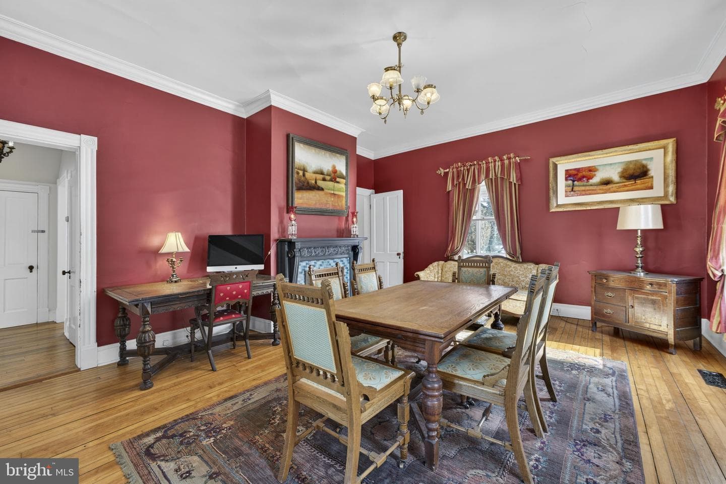 523 S George Street photo 30