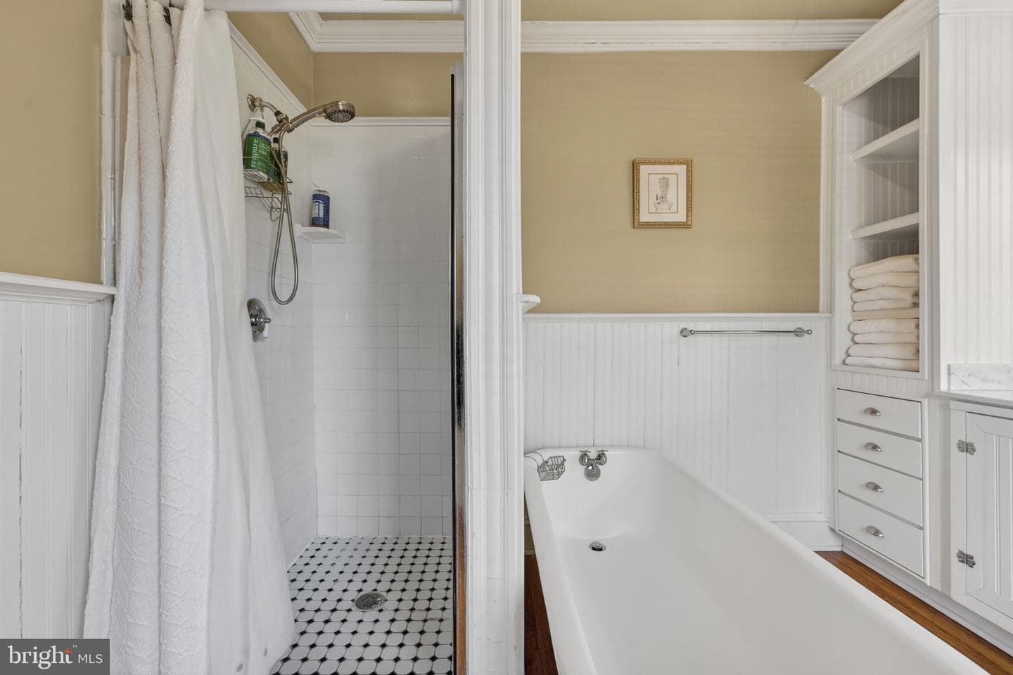523 S George Street photo 71