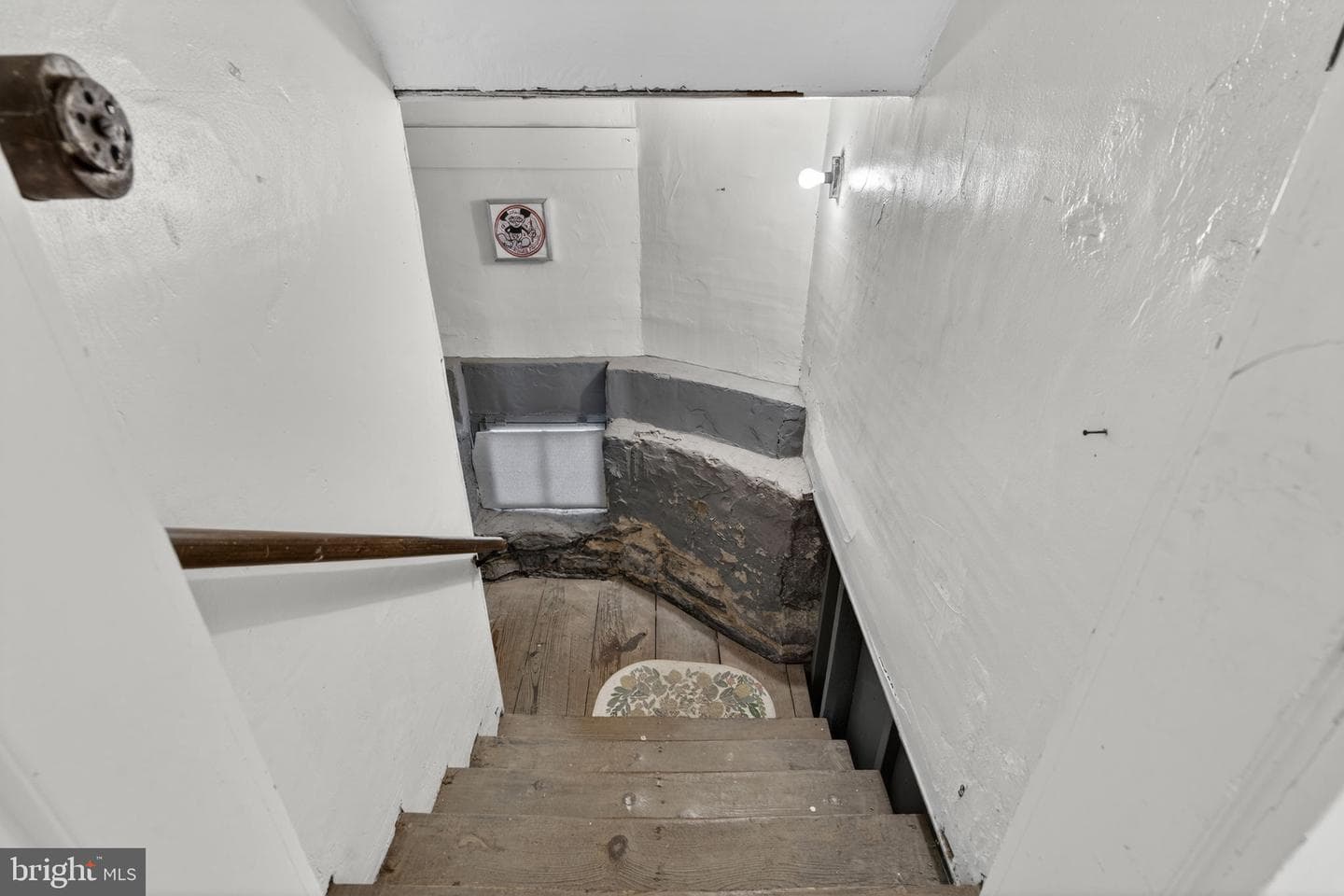 523 S George Street photo 82