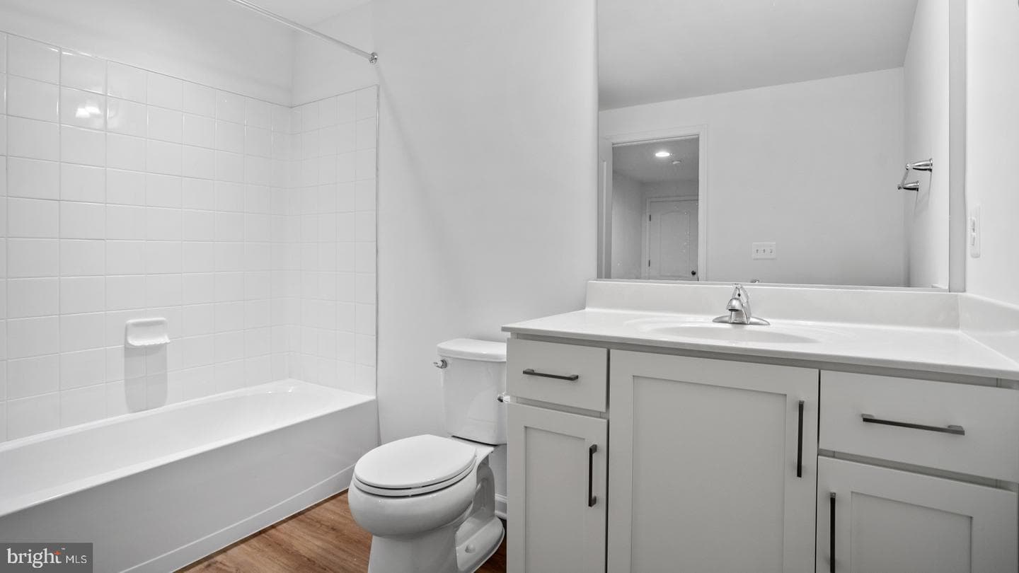Tbb Prospect Hill Boulevard #wesley Ii photo 27