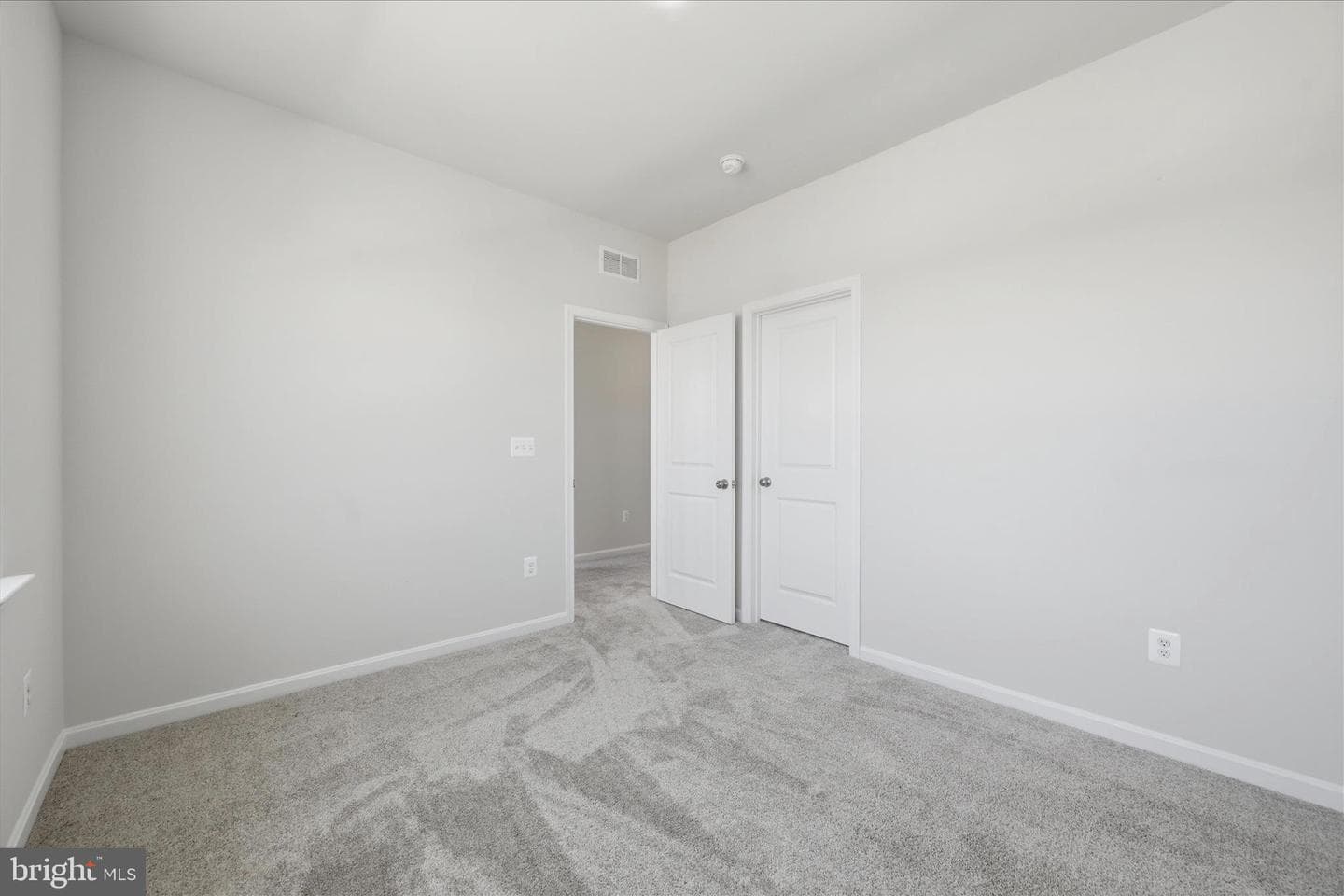 50 Feldberg Drive photo 37