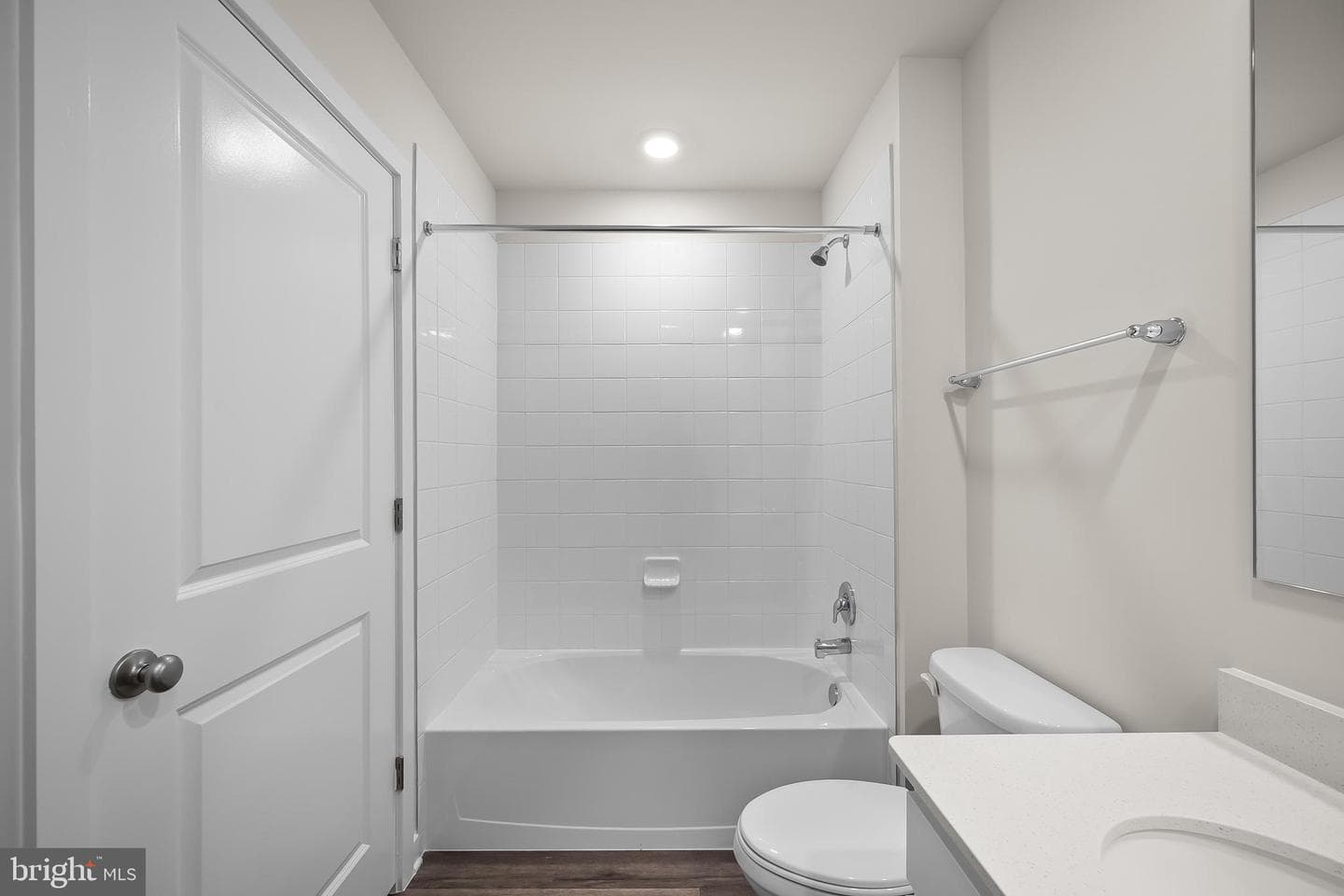 293 Eclipse Street photo 28