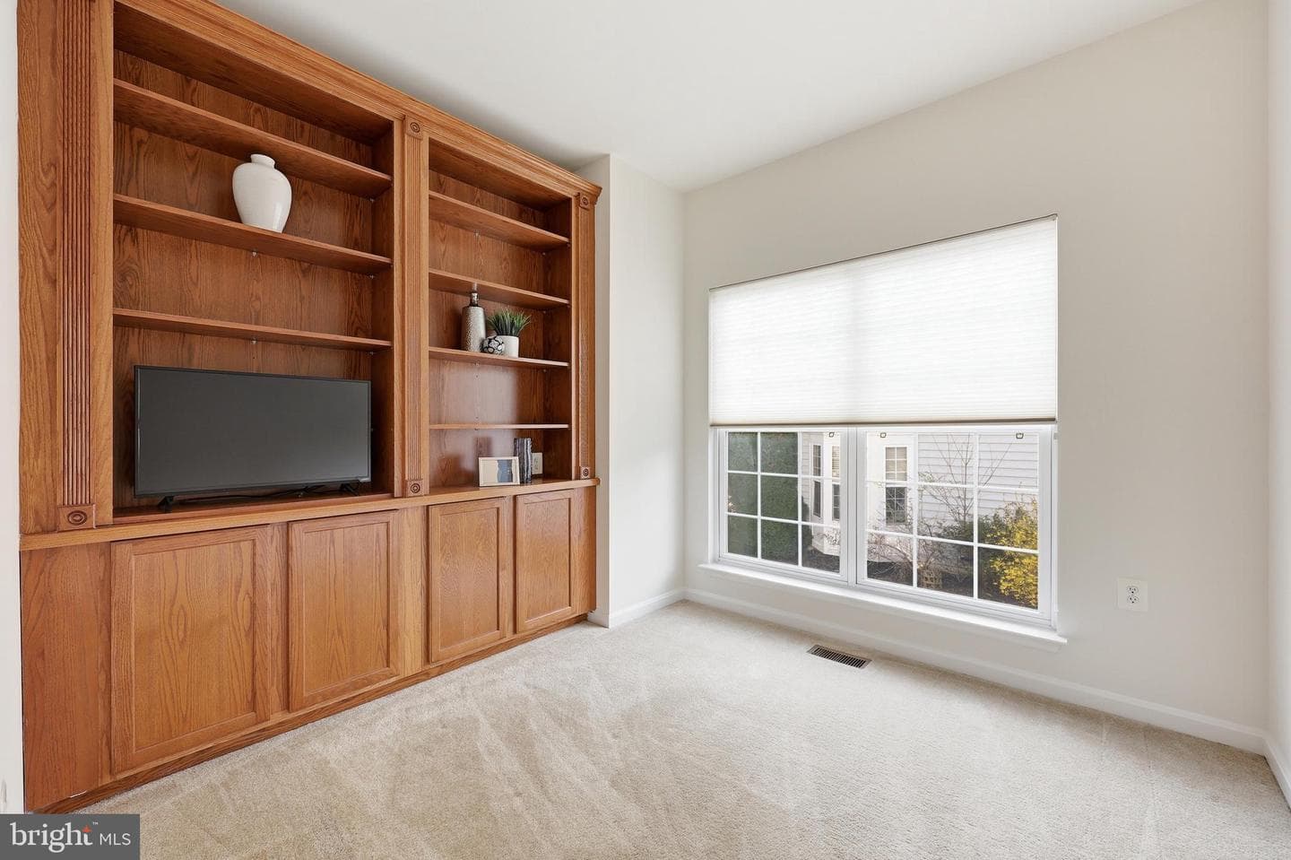 51 Battlefield Drive photo 11