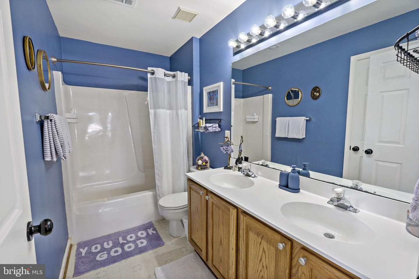 118 Carriage Drive photo 44