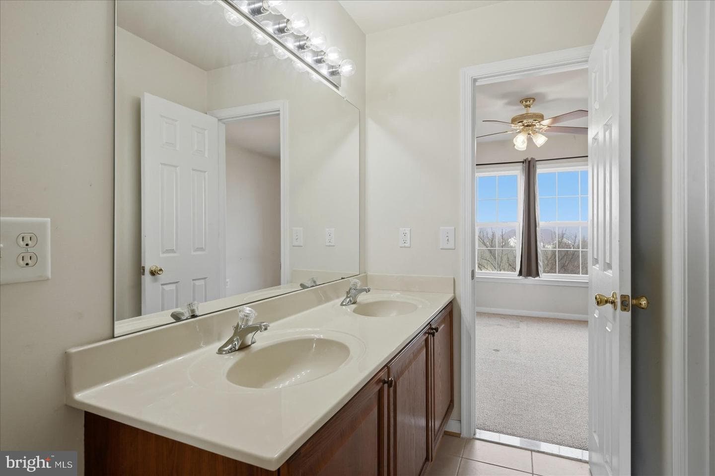693 Spruce Hill Way photo 46