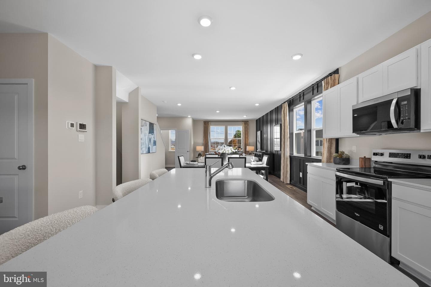 14 Aloma Street photo 9